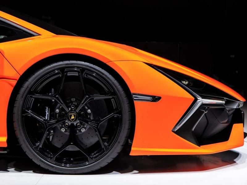 Купить Lamborghini Revuelto гибрид 2025 id-1006871 в Киеве, Фото №[delta]