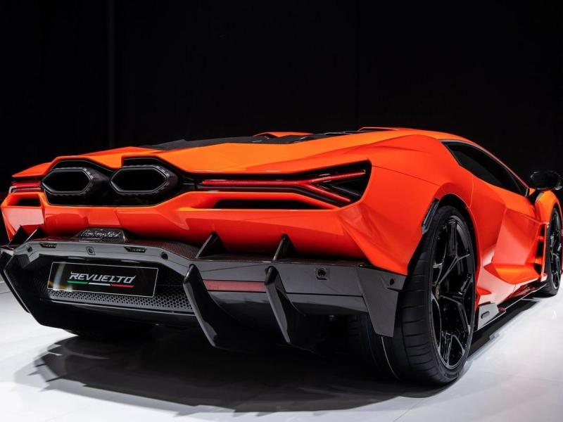 Купить Lamborghini Revuelto гибрид 2025 id-1006871 в Киеве, Фото №[delta]