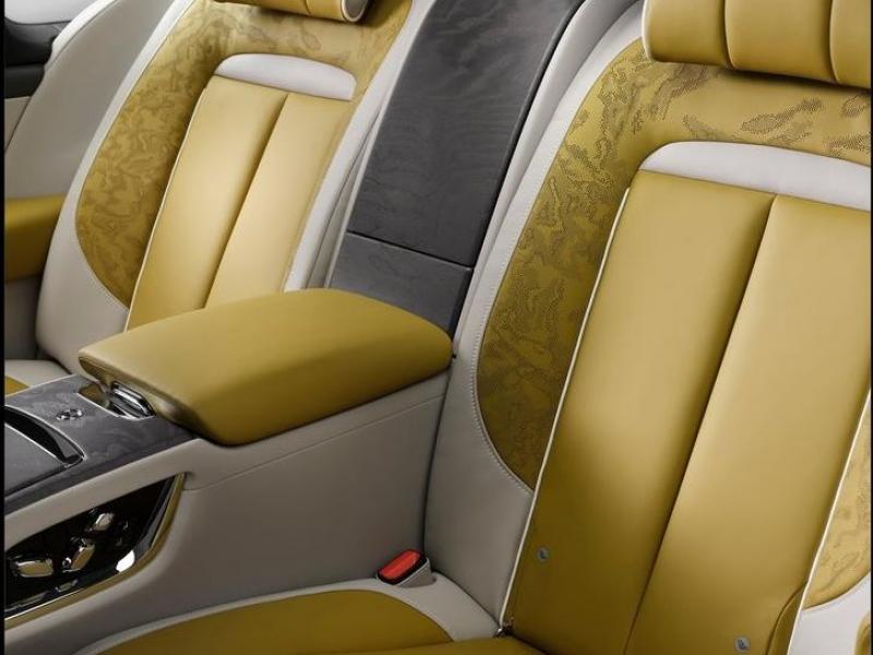 Купить Rolls-Royce Cullinan Series II бензин 2025 id-1006909 в Киеве, Фото №[delta]