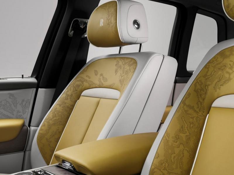 Купить Rolls-Royce Cullinan Series II бензин 2025 id-1006909 в Киеве, Фото №[delta]
