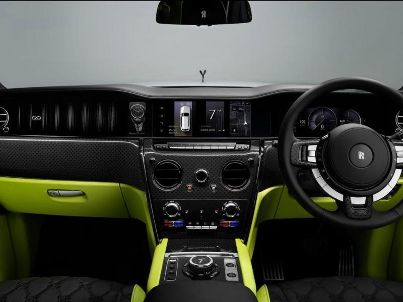 Купить Rolls-Royce Cullinan Black Badge Series II бензин 2025 id-1006908 в Киеве, Фото №[delta]