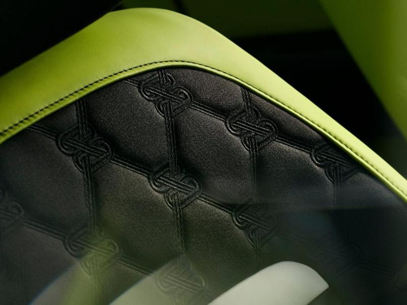 Купить Rolls-Royce Cullinan Black Badge Series II бензин 2025 id-1006908 в Киеве, Фото №[delta]