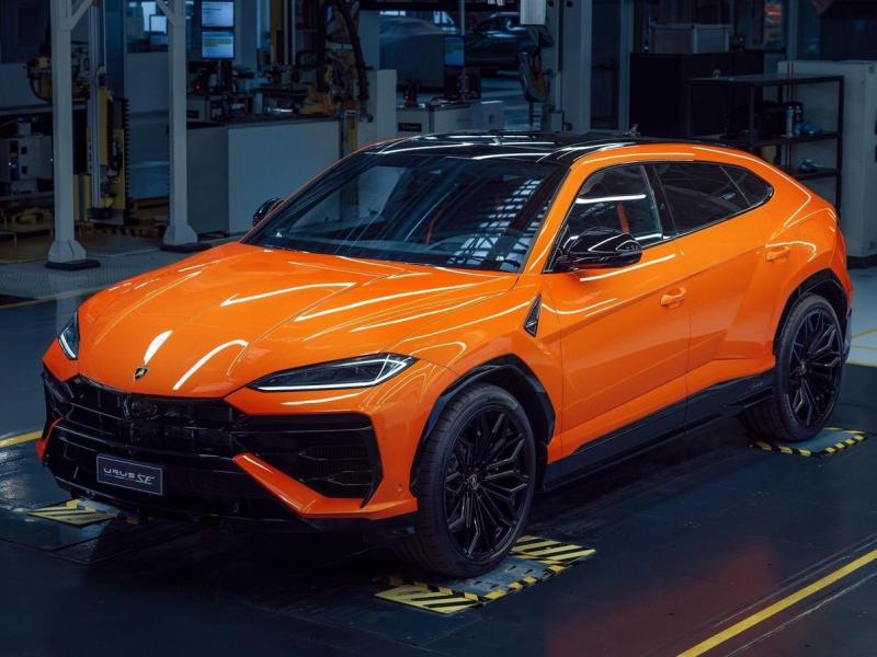 Купить Lamborghini Urus SE гибрид 2025 id-1006904 в Киеве, Фото №[delta]
