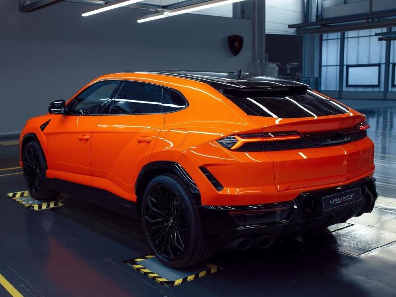 Купить Lamborghini Urus SE гибрид 2025 id-1006904 в Киеве, Фото №[delta]