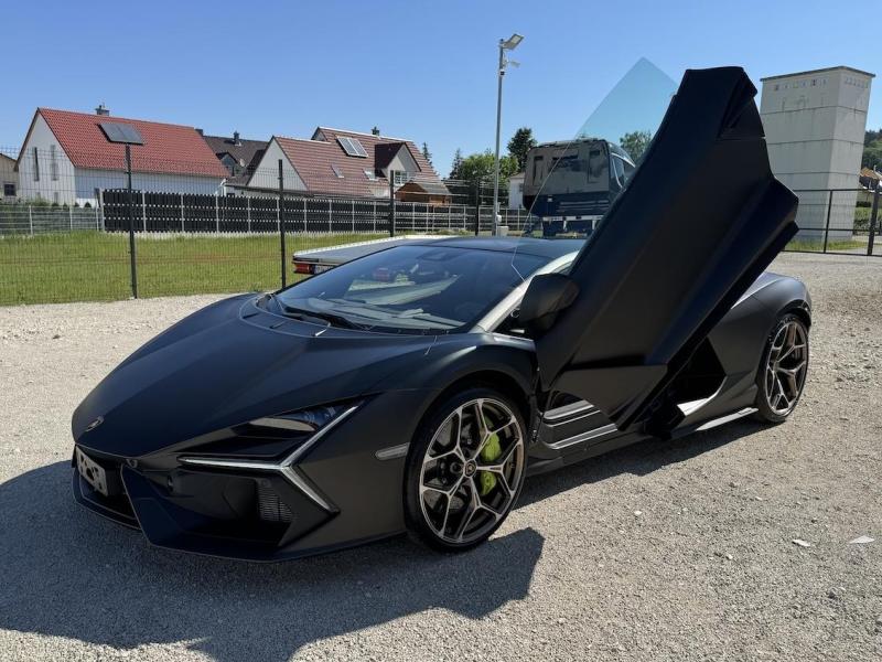 Купить Lamborghini Revuelto гибрид 2025 id-1006913 в Киеве, Фото №[delta]