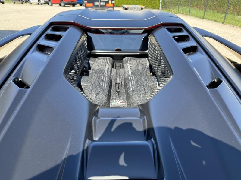 Купить Lamborghini Revuelto гибрид 2025 id-1006913 в Киеве, Фото №[delta]