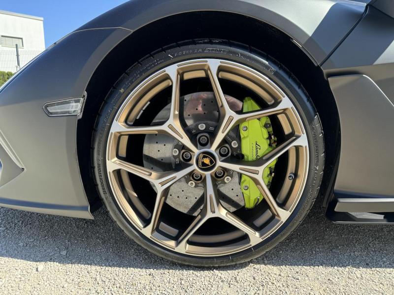 Купить Lamborghini Revuelto гибрид 2025 id-1006913 в Киеве, Фото №[delta]