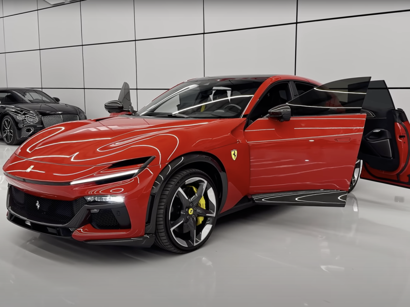 Купить Ferrari Purosangue бензин 2025 id-1006927 в Киеве, Фото №[delta]
