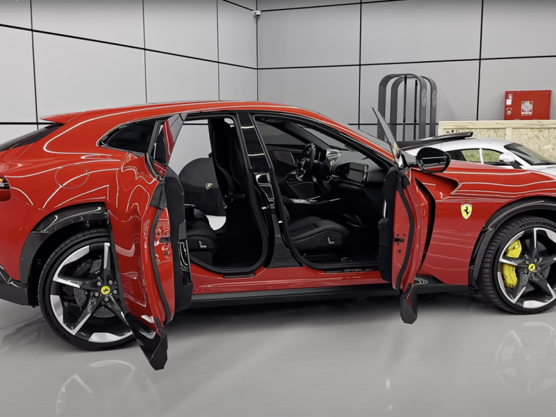 Купить Ferrari Purosangue бензин 2025 id-1006927 в Киеве, Фото №[delta]