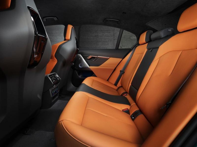 Купить BMW M5 гибрид 2025 id-1006953 в Киеве, Фото №[delta]