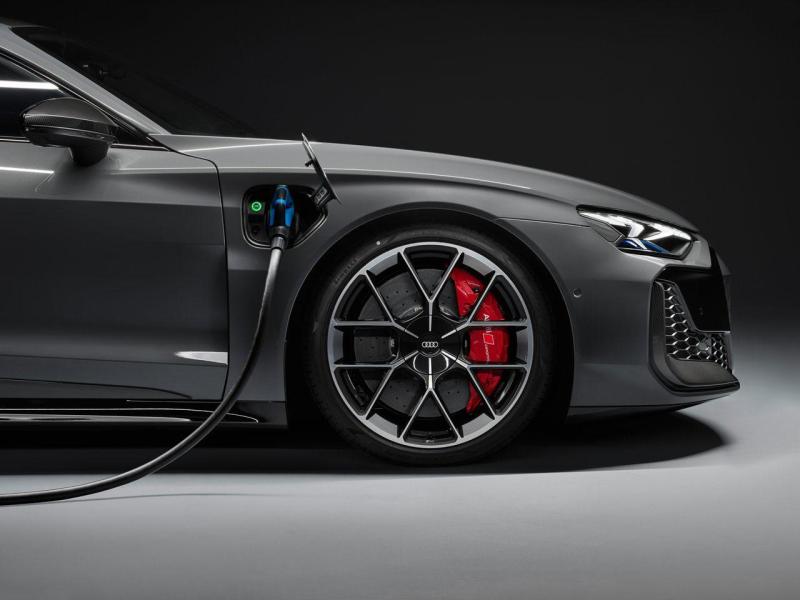 Купить Audi E-Tron GT quattro электро 2025 id-1006957 в Киеве, Фото №[delta]