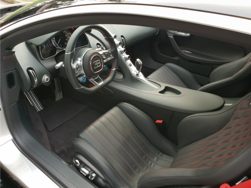 Купить Bugatti Chiron Pur Sport бензин 2020 id-1006959 в Киеве, Фото №[delta]