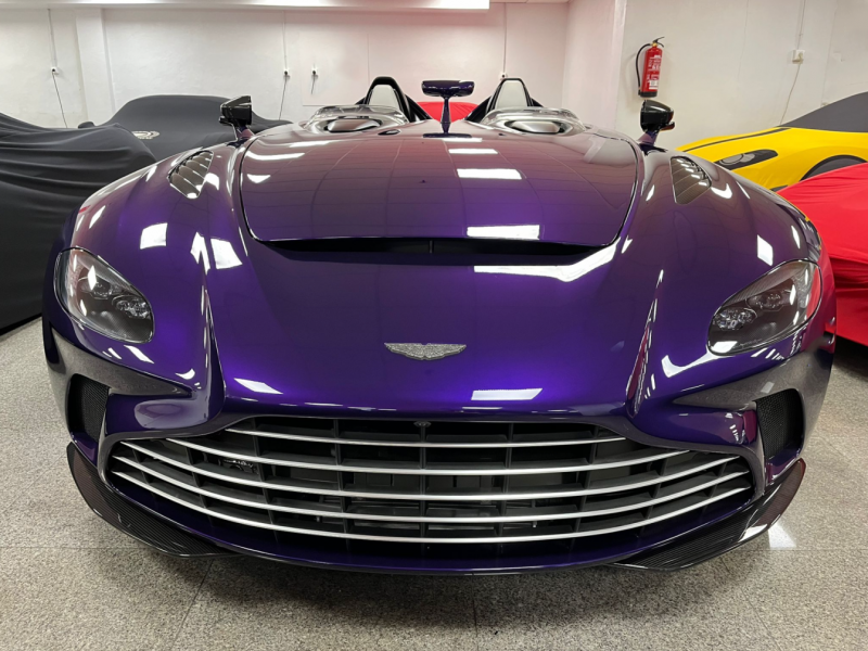 Купить Aston-Martin  бензин 2022 id-1006961 в Киеве, Фото №[delta]