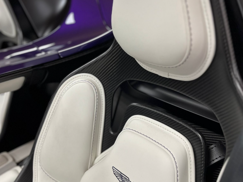 Купить Aston-Martin  бензин 2022 id-1006961 в Киеве, Фото №[delta]