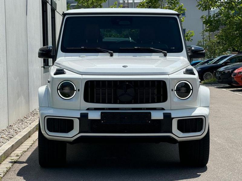 Купить Mercedes-Benz G 63 AMG бензин 2024 id-1007013 в Киеве, Фото №[delta]
