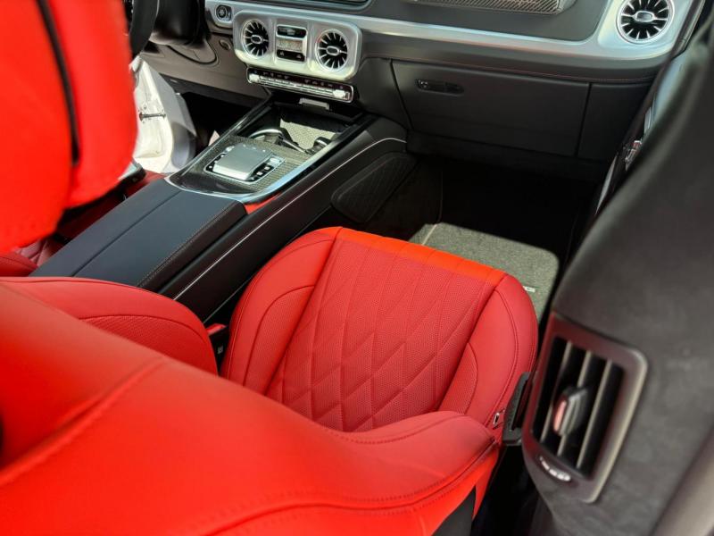 Купить Mercedes-Benz G 63 AMG бензин 2024 id-1007013 в Киеве, Фото №[delta]