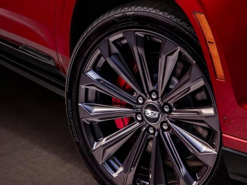 Купить Cadillac Escalade V-Series бензин 2025 id-1007018 в Киеве, Фото №[delta]