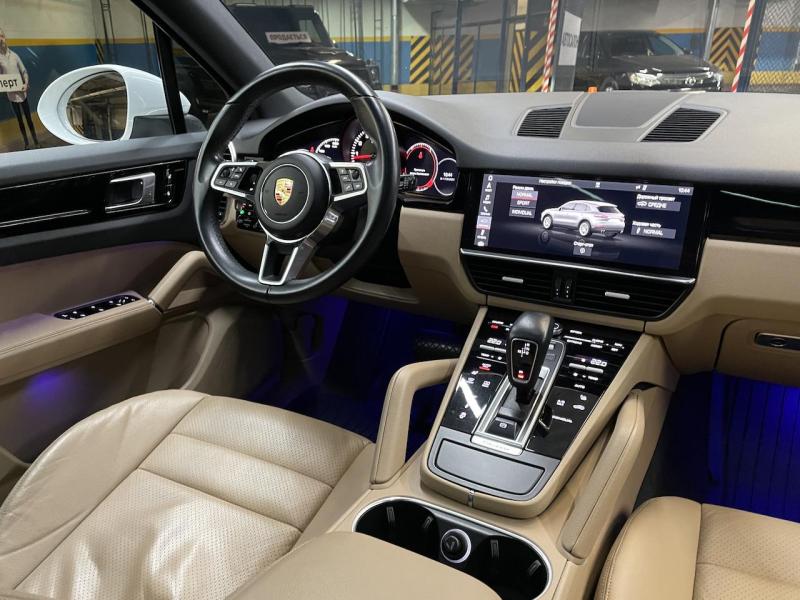 Купить Porsche Cayenne бензин 2017 id-1007092 в Киеве, Фото №[delta]
