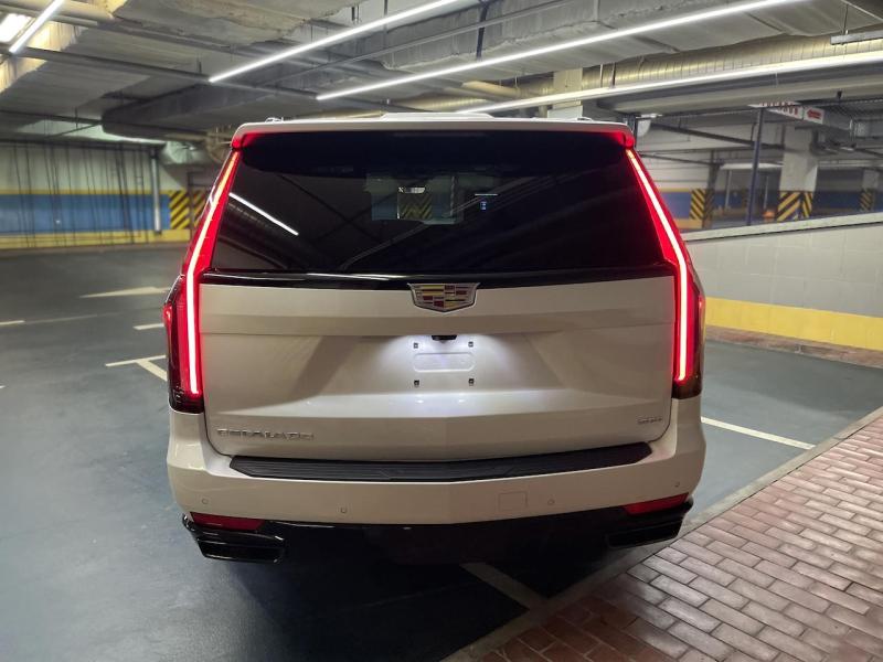 Купить Cadillac Escalade бензин 2023 id-1007091 в Киеве, Фото №[delta]