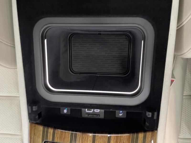 Купить Cadillac Escalade бензин 2023 id-1007091 в Киеве, Фото №[delta]