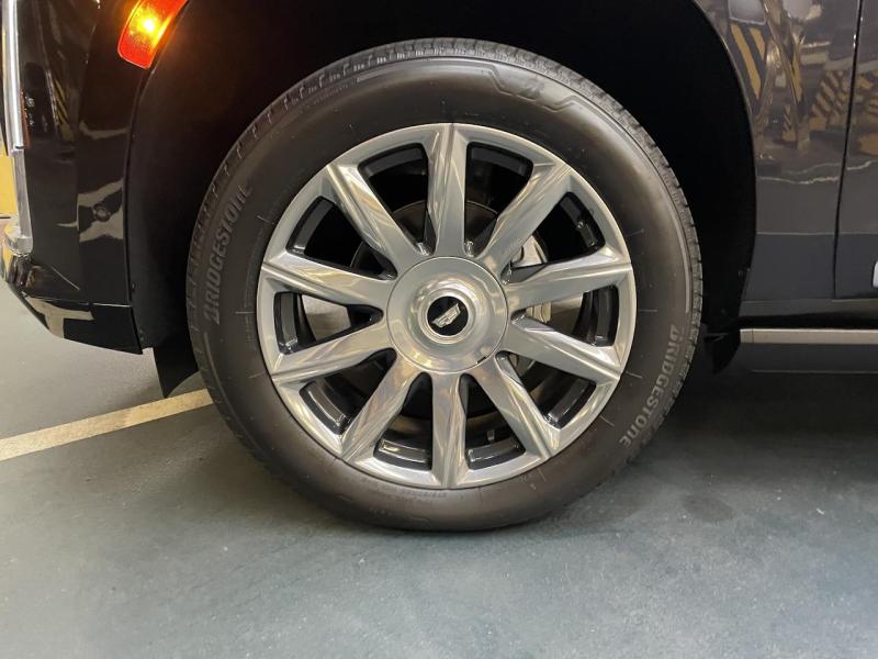 Купить Cadillac Escalade Premium Luxury Platinum бензин 2023 id-1007090 в Киеве, Фото №[delta]