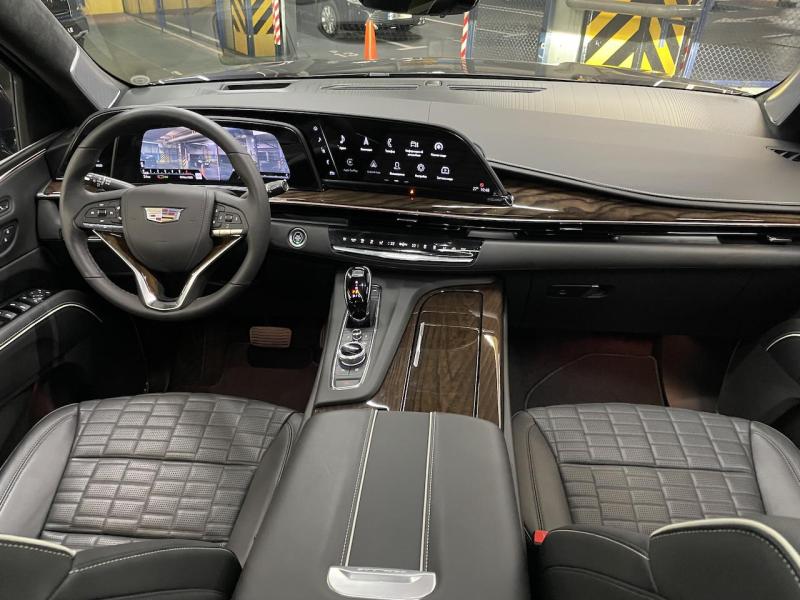 Купить Cadillac Escalade Premium Luxury Platinum бензин 2023 id-1007090 в Киеве, Фото №[delta]