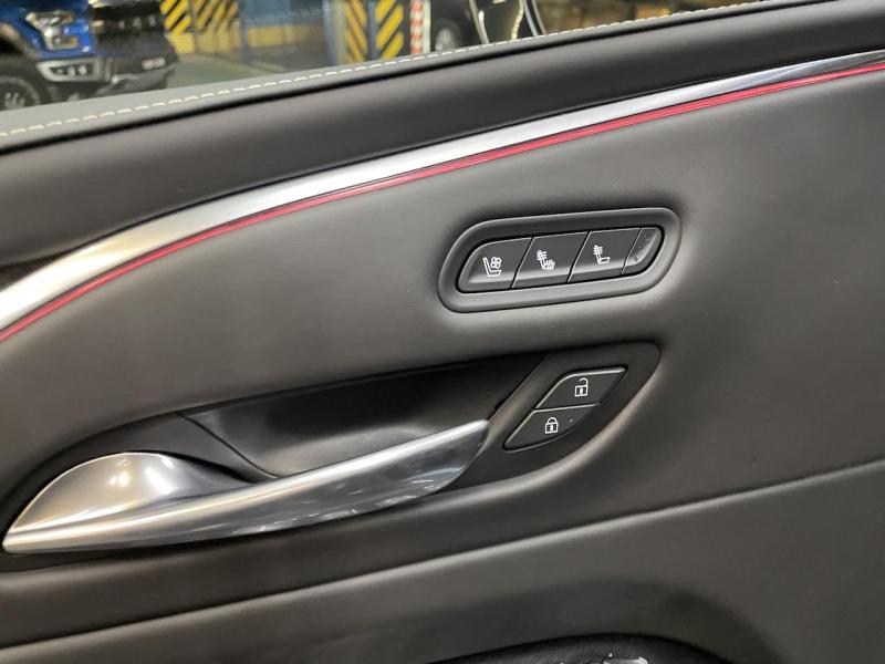 Купить Cadillac Escalade Premium Luxury Platinum бензин 2023 id-1007090 в Киеве, Фото №[delta]