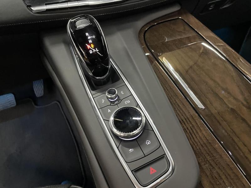 Купить Cadillac Escalade Premium Luxury Platinum бензин 2023 id-1007090 в Киеве, Фото №[delta]