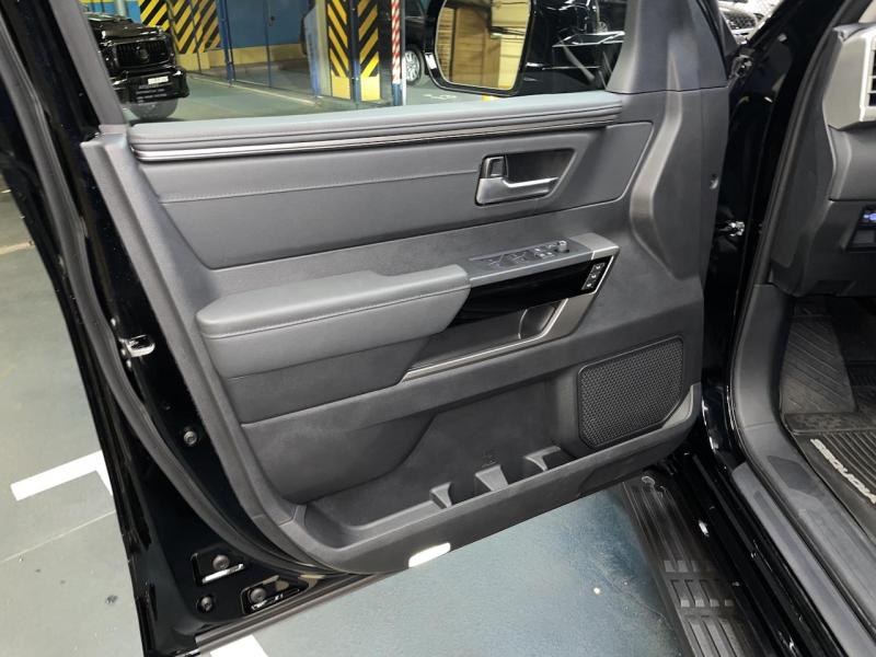 Купить Toyota Sequoia Trd Pro гибрид 2023 id-1007096 в Киеве, Фото №[delta]