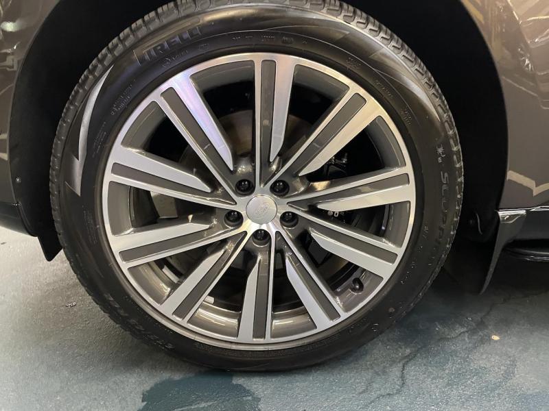 Купить Land-Rover Range-Rover Autobiography бензин 2024 id-1007095 в Киеве, Фото №[delta]