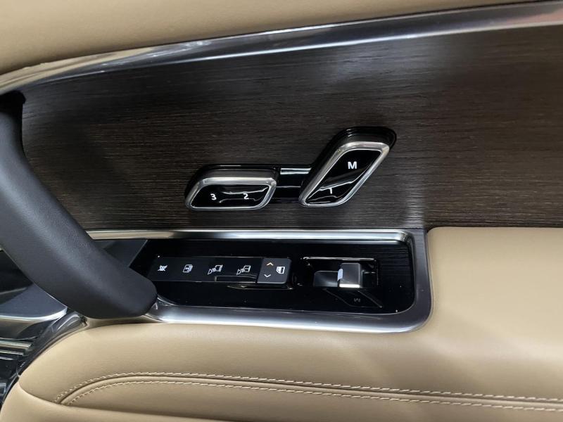 Купить Land-Rover Range-Rover Autobiography бензин 2024 id-1007095 в Киеве, Фото №[delta]