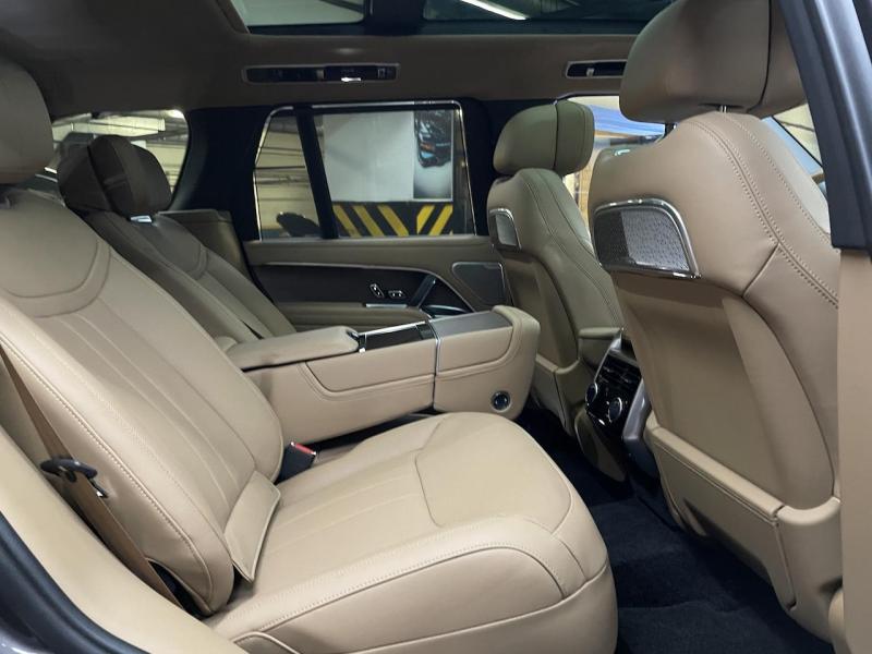 Купить Land-Rover Range-Rover Autobiography бензин 2024 id-1007095 в Киеве, Фото №[delta]