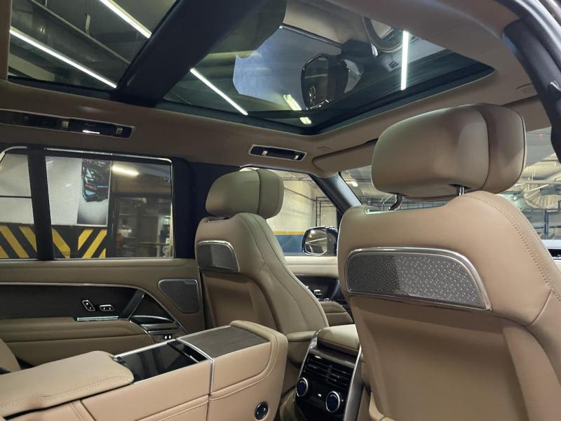 Купить Land-Rover Range-Rover Autobiography бензин 2024 id-1007095 в Киеве, Фото №[delta]