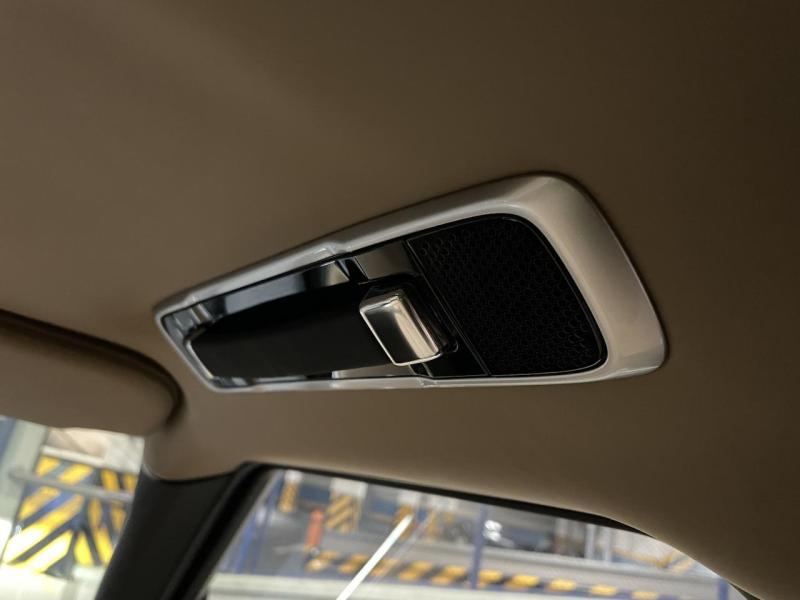 Купить Land-Rover Range-Rover Autobiography бензин 2024 id-1007095 в Киеве, Фото №[delta]