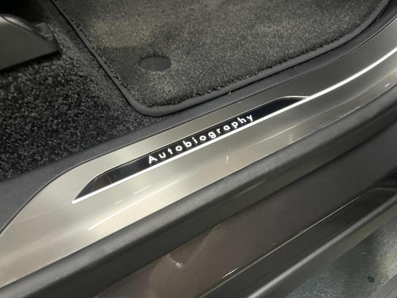 Купить Land-Rover Range-Rover Autobiography бензин 2024 id-1007095 в Киеве, Фото №[delta]