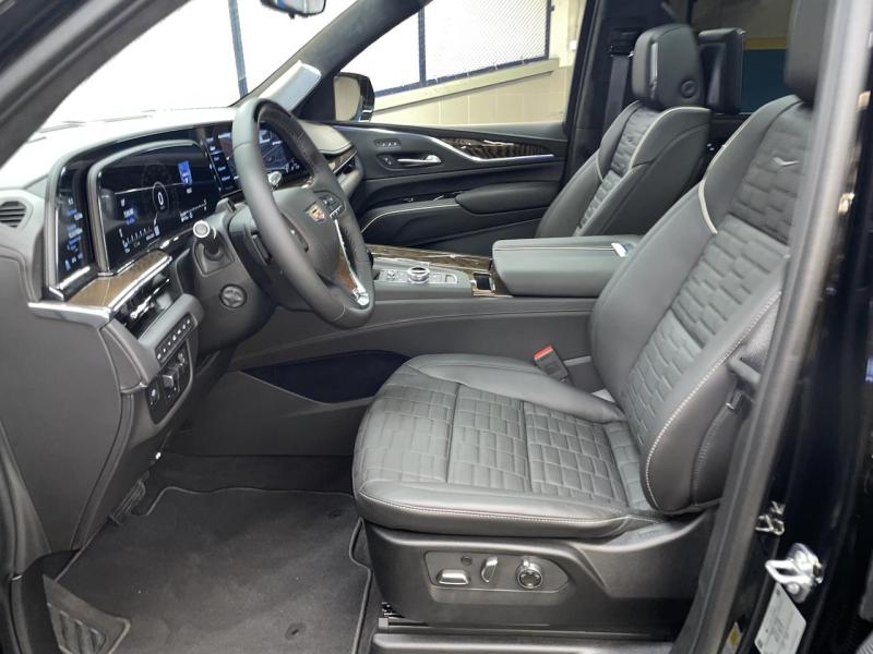 Купить Cadillac Escalade ESV бензин 2024 id-1007101 в Киеве, Фото №[delta]