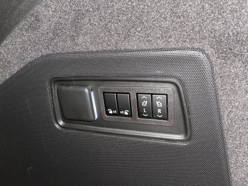 Купить Cadillac Escalade ESV бензин 2024 id-1007101 в Киеве, Фото №[delta]