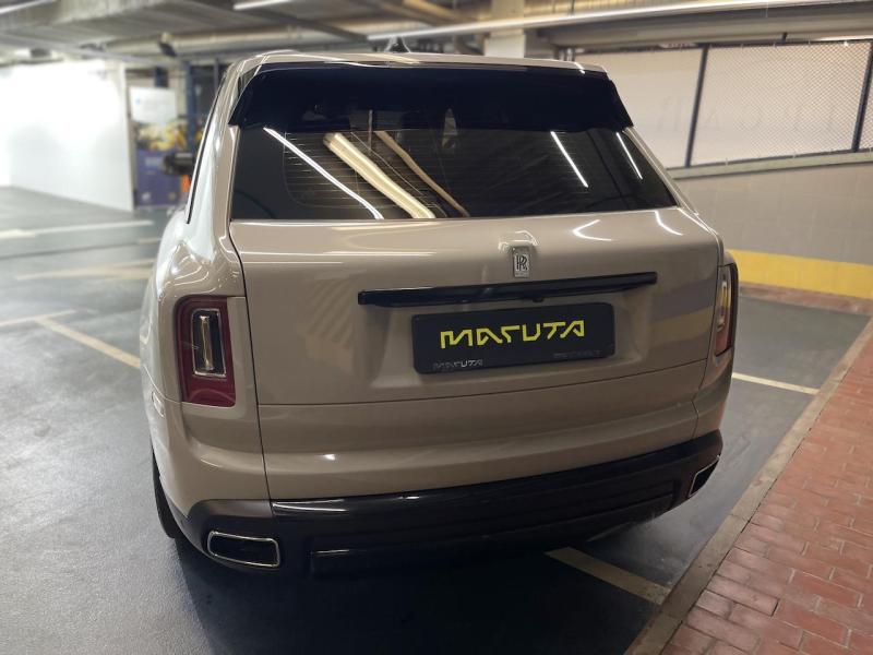 Купить Rolls-Royce Cullinan бензин 2019 id-1007116 в Киеве, Фото №[delta]