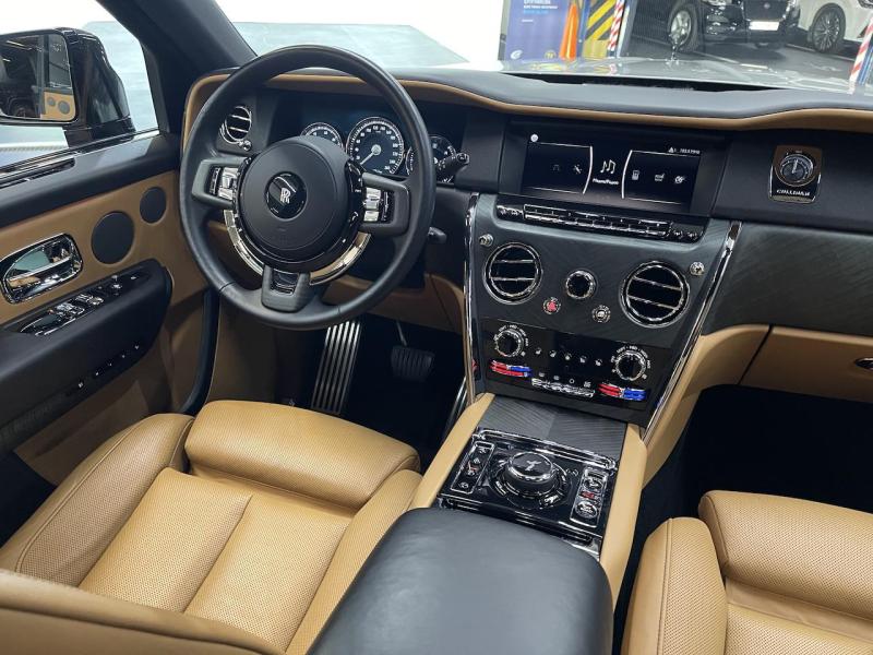 Купить Rolls-Royce Cullinan бензин 2019 id-1007116 в Киеве, Фото №[delta]