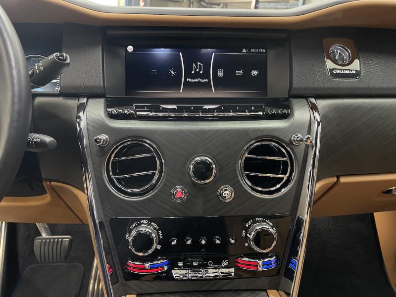 Купить Rolls-Royce Cullinan бензин 2019 id-1007116 в Киеве, Фото №[delta]