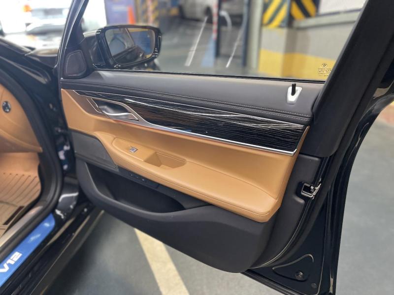 Купить BMW 7-Series 760 Li M Xdrive бензин 2021 id-1007138 в Киеве, Фото №[delta]