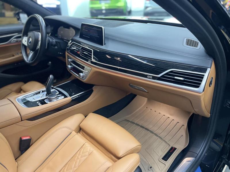 Купить BMW 7-Series 760 Li M Xdrive бензин 2021 id-1007138 в Киеве, Фото №[delta]