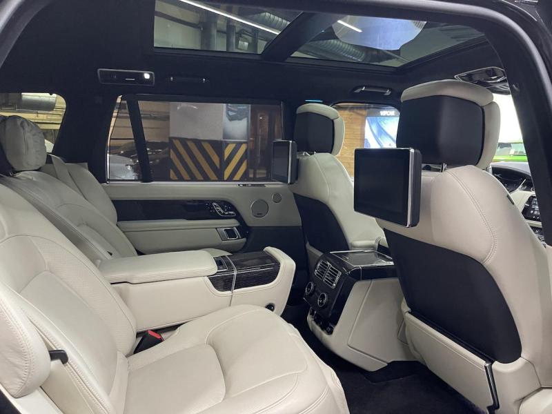 Купить Land-Rover Range-Rover Autobiography Long дизель 2020 id-1007137 в Киеве, Фото №[delta]