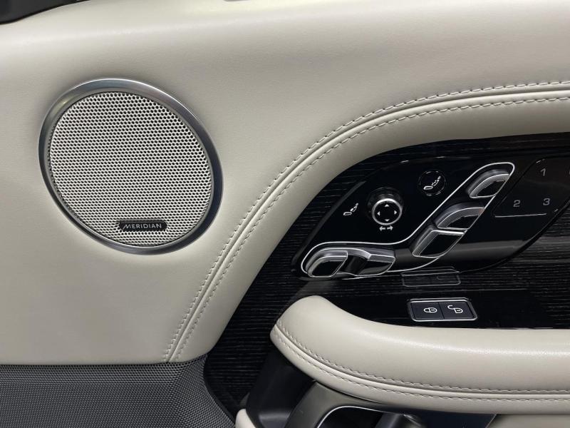 Купить Land-Rover Range-Rover Autobiography Long дизель 2020 id-1007137 в Киеве, Фото №[delta]