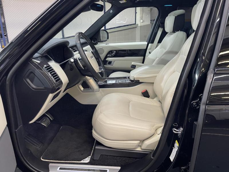 Купить Land-Rover Range-Rover Autobiography Long дизель 2020 id-1007137 в Киеве, Фото №[delta]