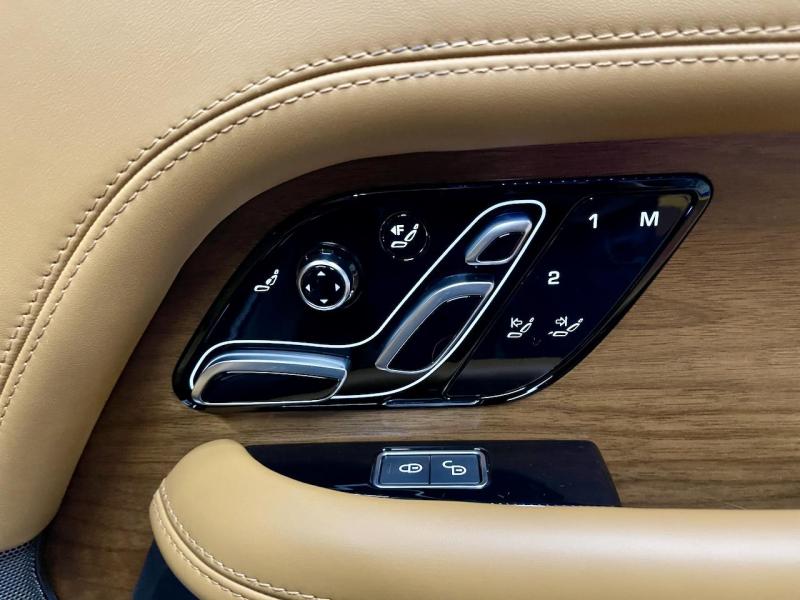 Купить Land-Rover Range-Rover Autobiography дизель 2018 id-1007135 в Киеве, Фото №[delta]