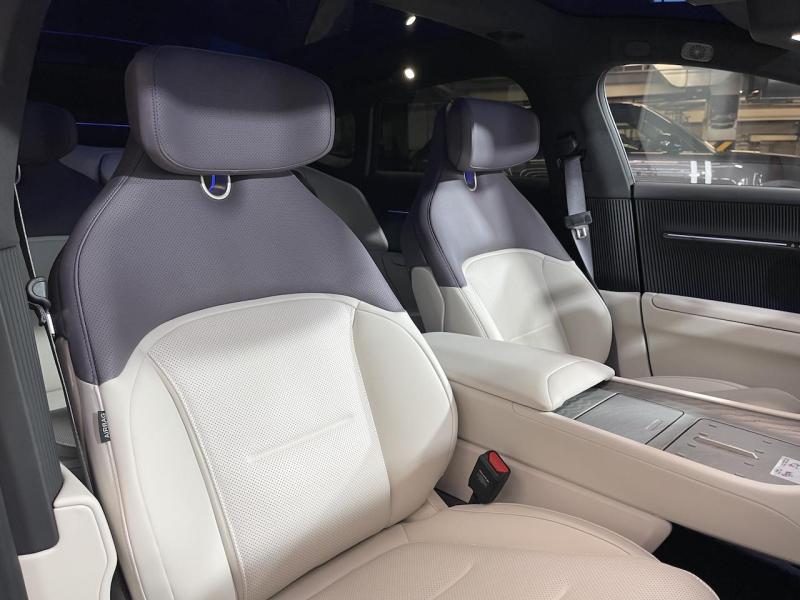 Купить Avatr 12 GT Sport AWD электро 2024 id-1007140 в Киеве, Фото №[delta]