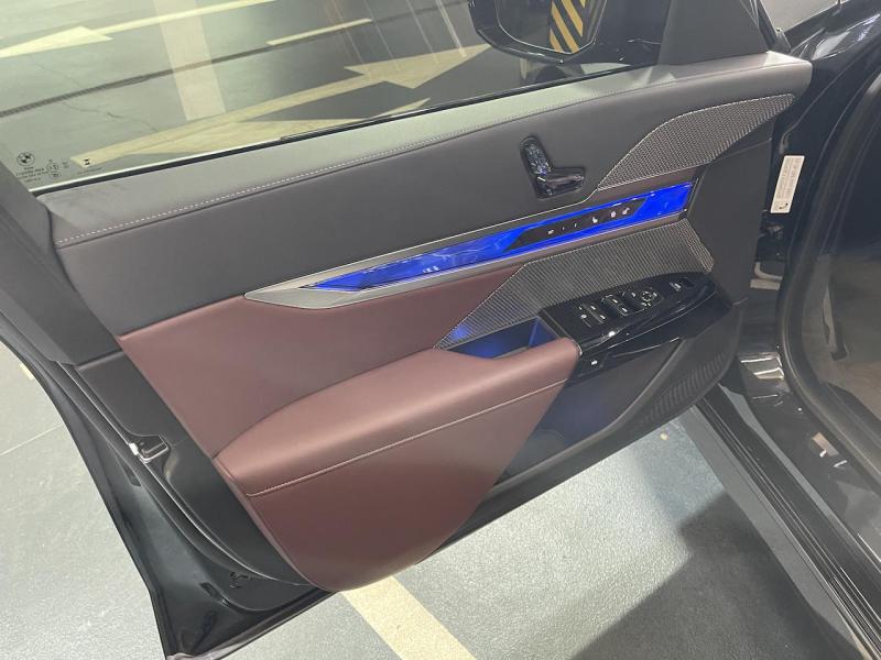 Купить BMW 7-Series 740d xDrive дизель 2023 id-1007147 в Киеве, Фото №[delta]