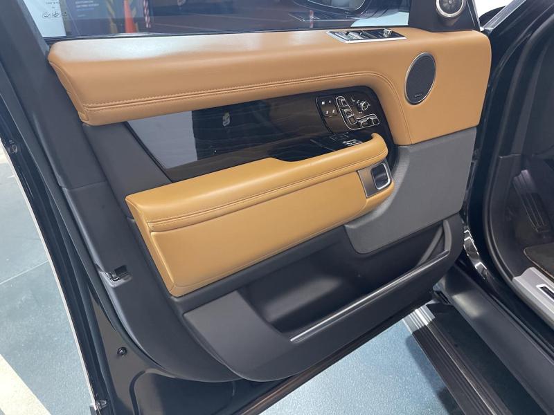 Купить Land-Rover Range-Rover Autobiography дизель 2019 id-1007160 в Киеве, Фото №[delta]