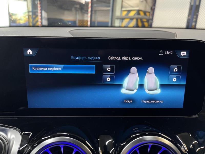 Купить Mercedes-Benz GLB 220d 4Matic дизель 2023 id-1007186 в Киеве, Фото №[delta]